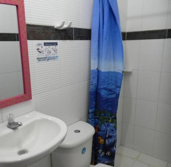 デラックスルーム, Hostalnativo