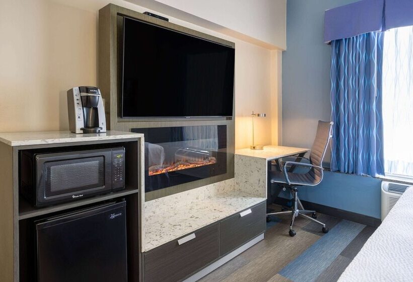 Номер Deluxe, Days Hotel By Wyndham North Bergen