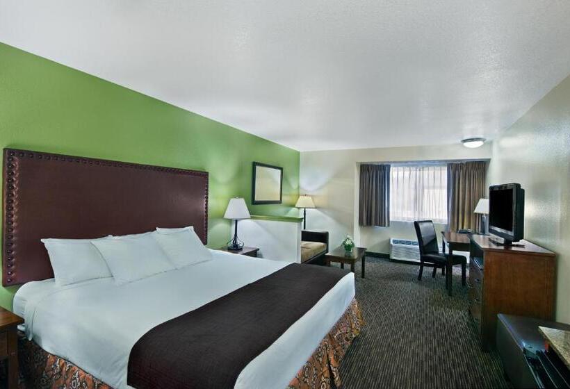 جناح سرير كينج, Oxford Suites Hermiston