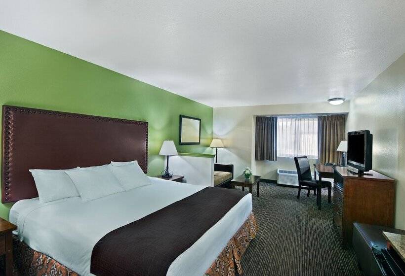 جناح سرير كينج, Oxford Suites Hermiston