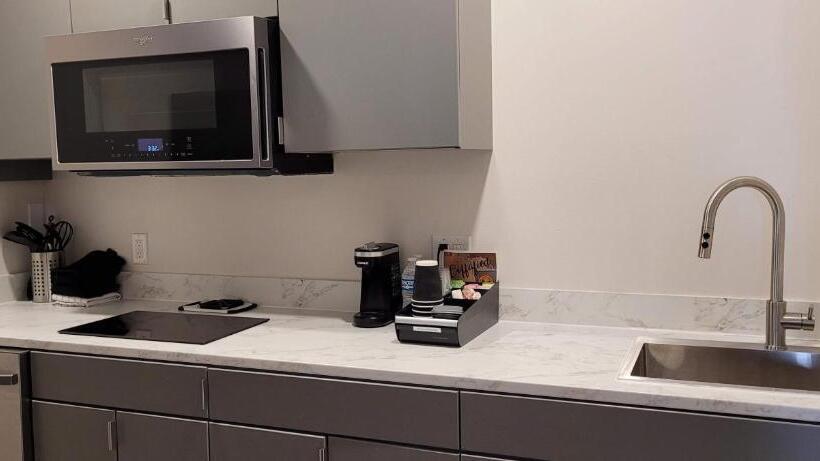 شقة غرفة نوم واحدة بالطابق الأرضى, Phillips