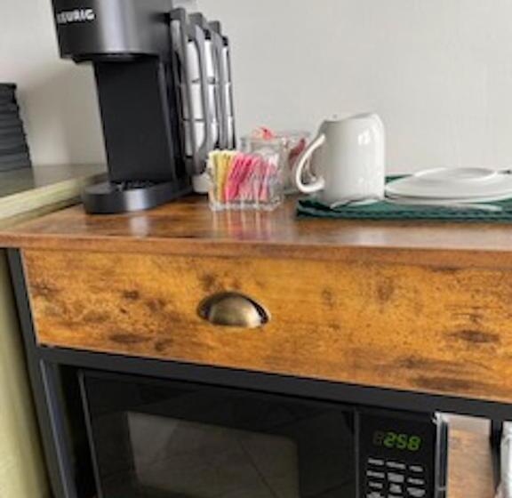 جناح سرير كينج, Pikes Peak Paradise Bed And Breakfast