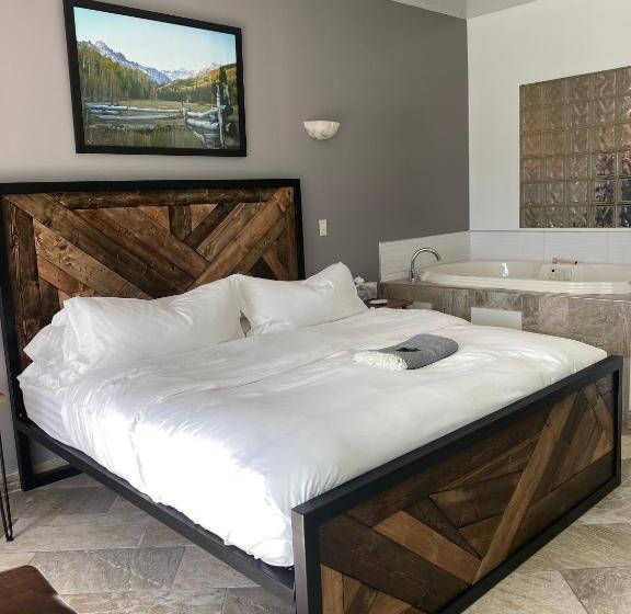 Люкс Кровать Кинг, Pikes Peak Paradise Bed And Breakfast
