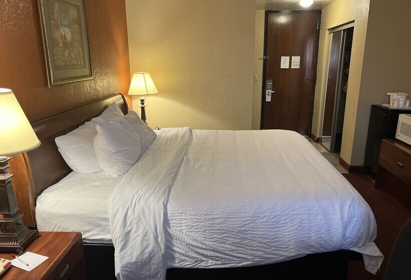 غرفة قياسية سرير مزدوج, Ramada By Wyndham Rome / Verona