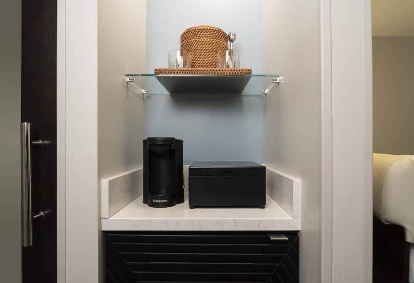 غرفة قياسية سرير مزدوج مطلة على البحر, Waikoloa Beach Marriott Resort & Spa