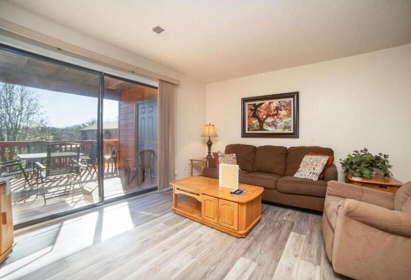 شقة ديلوكس غرفتين نوم, Pointe Royale Golf Resort