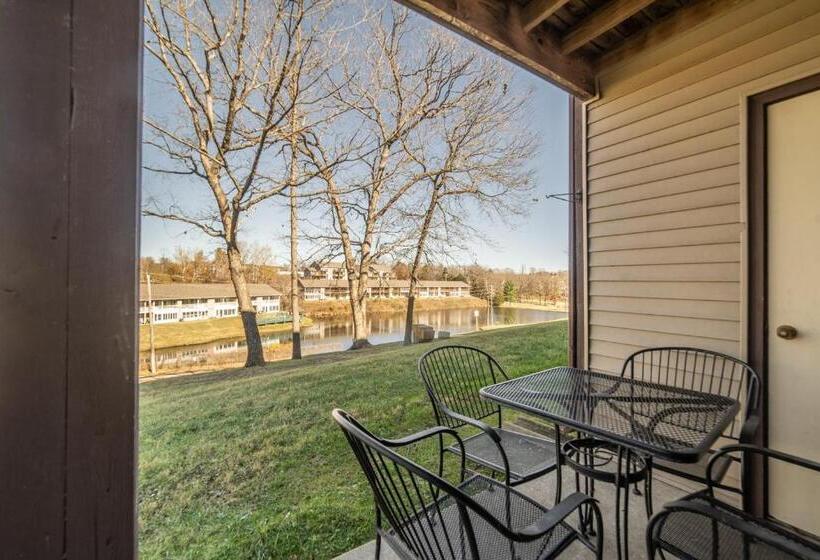 شقة غرفة واحدة, Pointe Royale Golf Resort