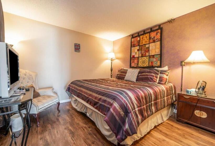 شقة غرفة واحدة, Pointe Royale Golf Resort