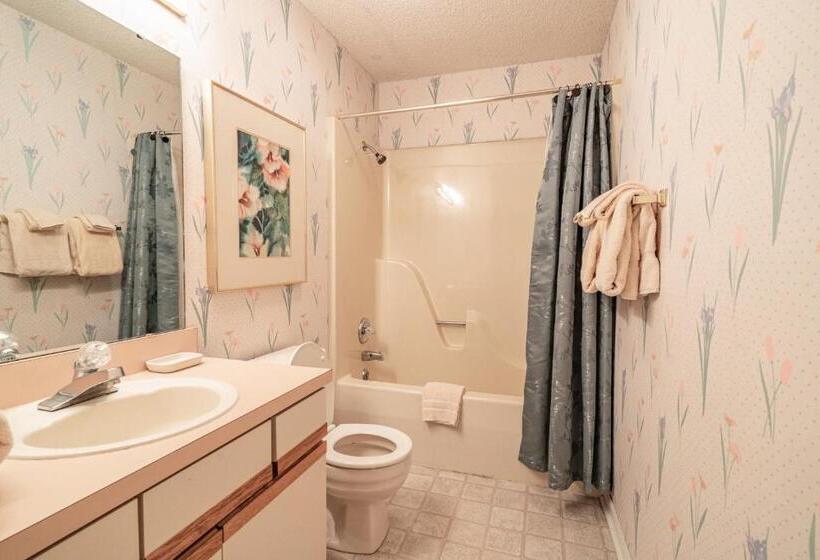 شقة ديلوكس غرفتين نوم, Pointe Royale Golf Resort