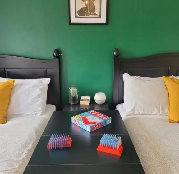 スタンダード4人部屋, Motel Abricafé