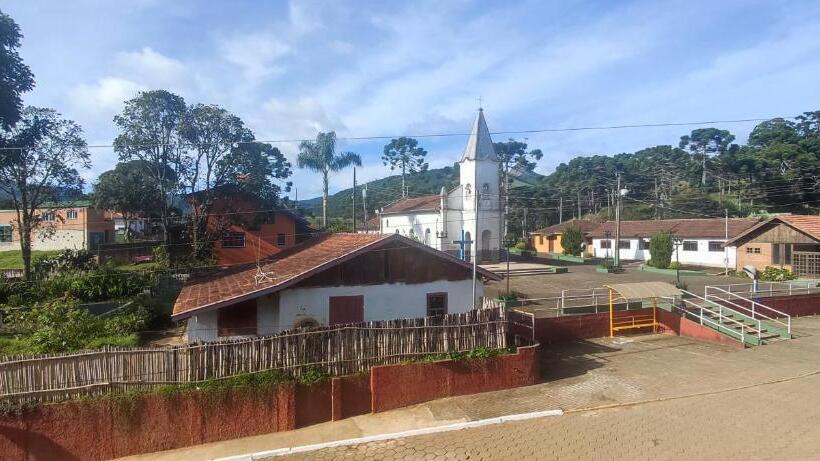 家庭套房, Hospedaria Caminho Da Roça