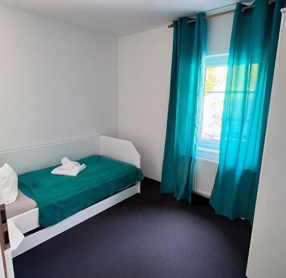 Семейный Номер, Windland