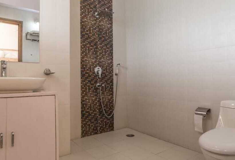 سرير فى غرفة مشتركه, Ree Hostel