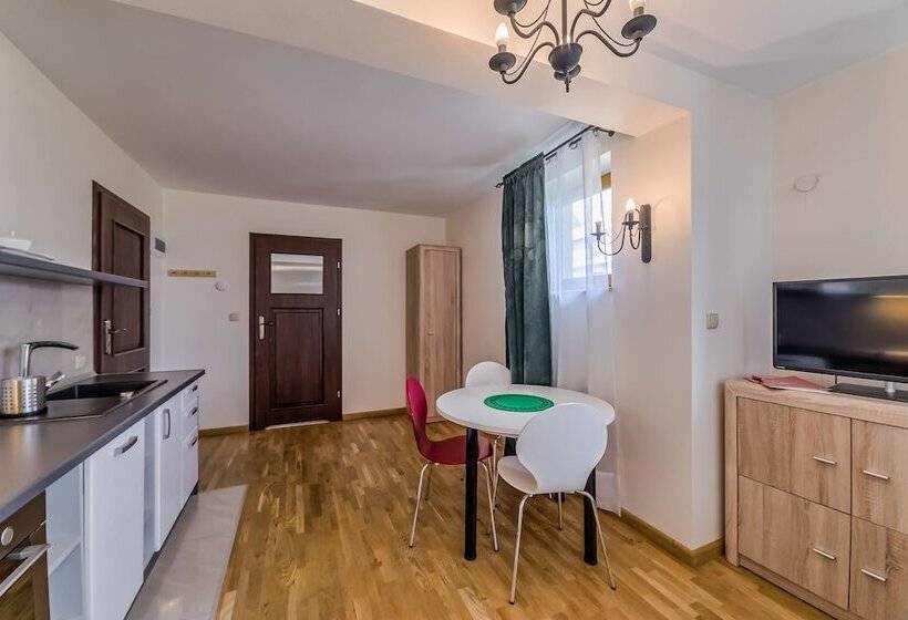 带1个卧室的舒适公寓, Aparthotel Delta Białka