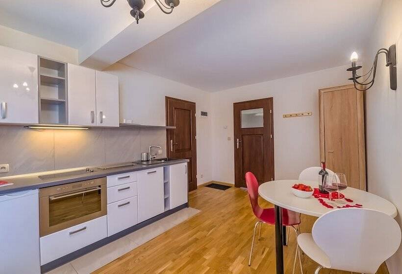 带1个卧室的舒适公寓, Aparthotel Delta Białka