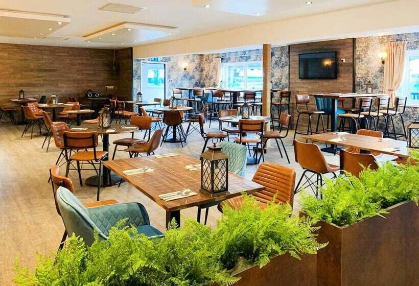 침실 2개 주택, Calloose Holiday Park