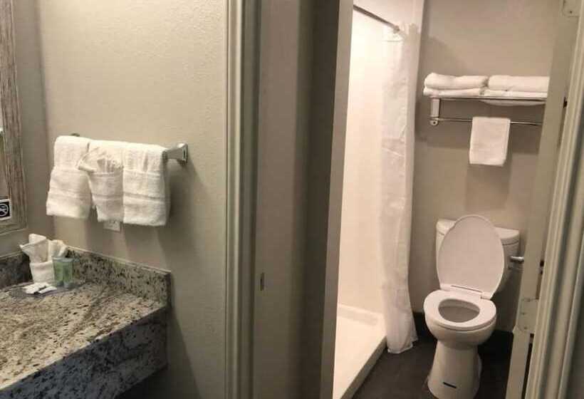 标准间带双人床, Mariner Inn