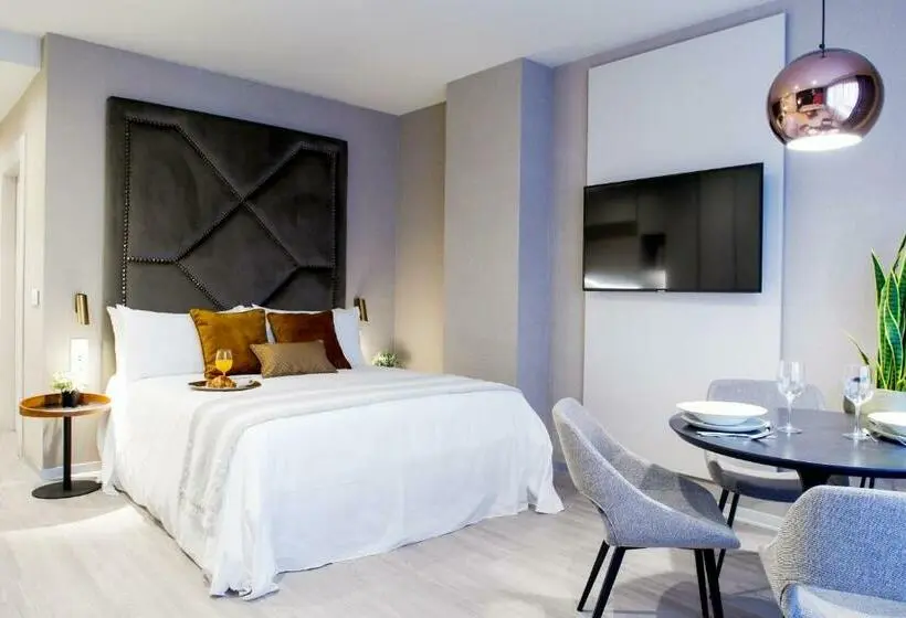 استودیوی استاندارد, Voghe Premium Flats