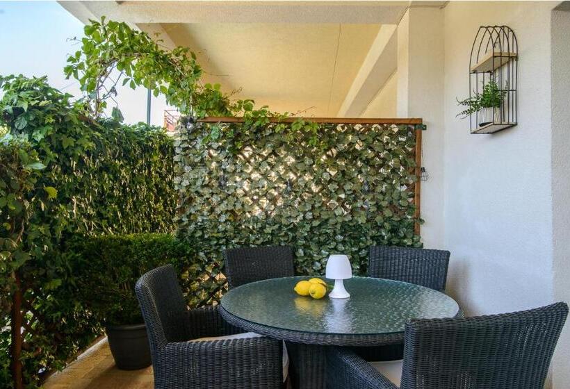 Студио Стандарт с Террасой, Apartments Kasalo