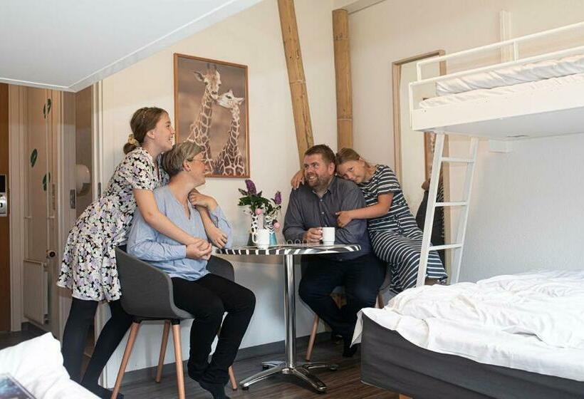 이코노미 패밀리 스위트, Givskud Zoo Hostel