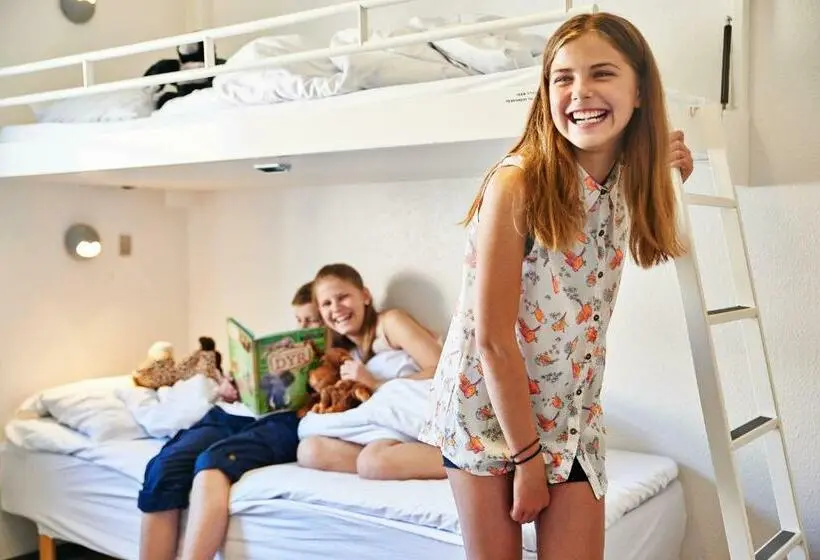 سوئیت خانوادگی اقتصادی, Givskud Zoo Hostel