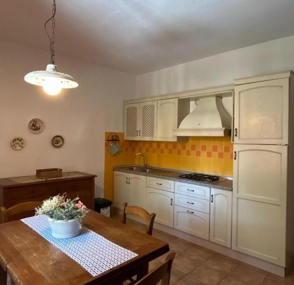 带1个卧室的公寓, Agriturismo Le Pescine