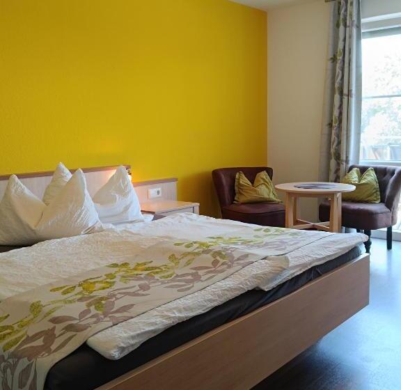 חדר סטנדרט עם מרפסת, Landgasthof Zum Rappen