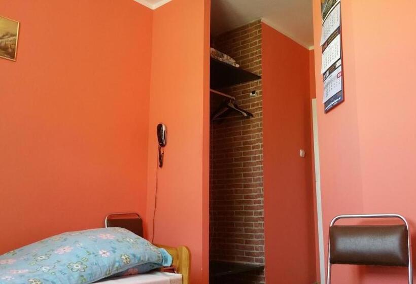 スタンダードトリプルルーム, Dom Sportowca Roko