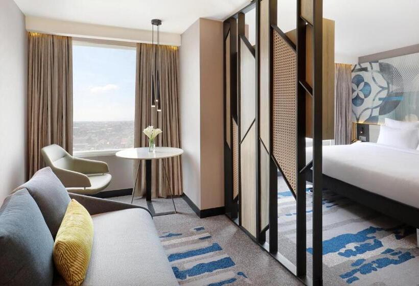 جناح جونيور, Novotel Suites Yogyakarta Malioboro