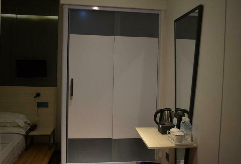 اتاق استاندارد برای معلولان, Laman Green The Boutique