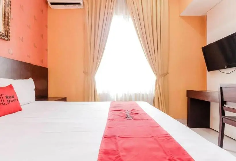 エコノミールーム, Reddoorz At La Mega Near Pasar Pagi Cirebon