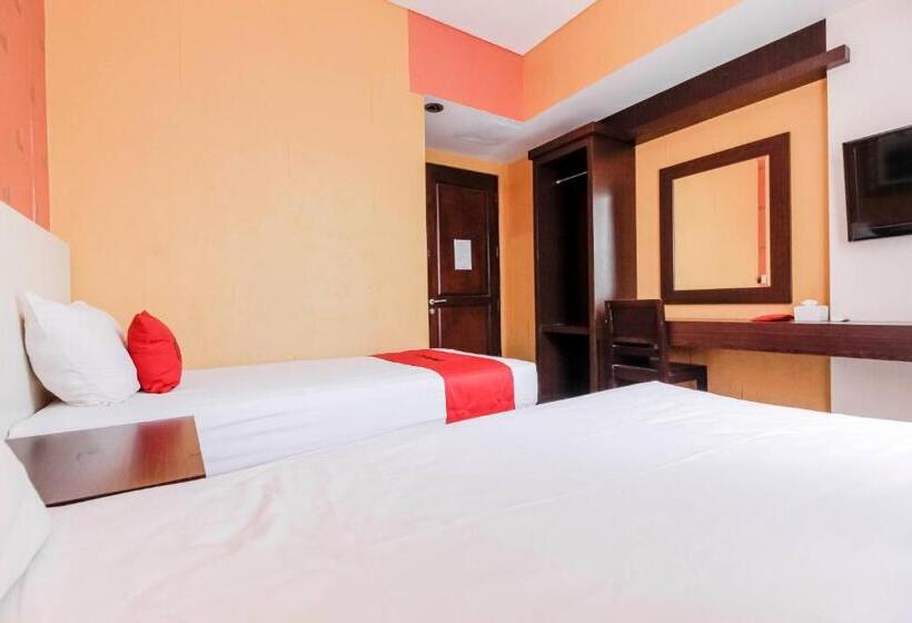 스탠다드 룸, Reddoorz At La Mega Near Pasar Pagi Cirebon