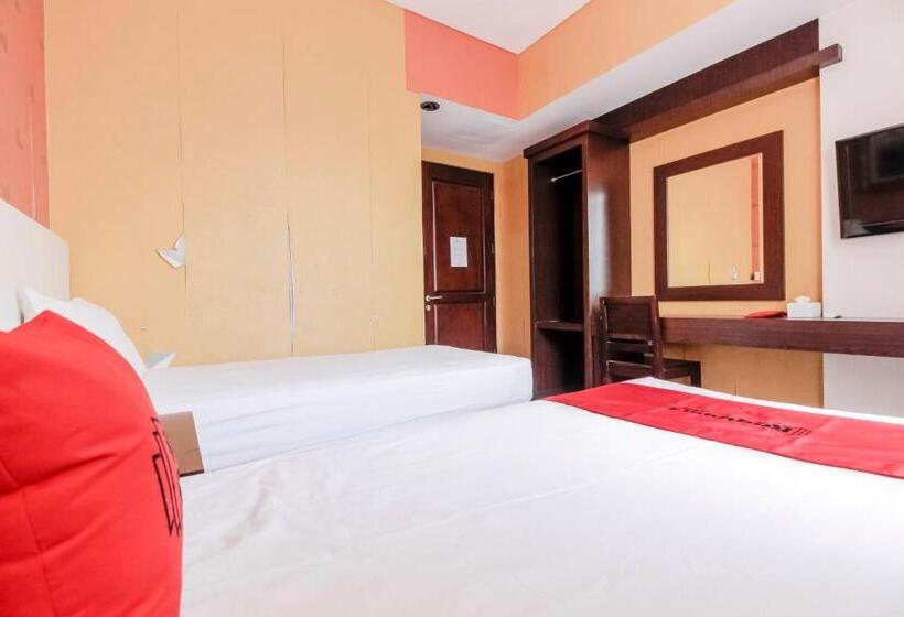 스탠다드 룸, Reddoorz At La Mega Near Pasar Pagi Cirebon