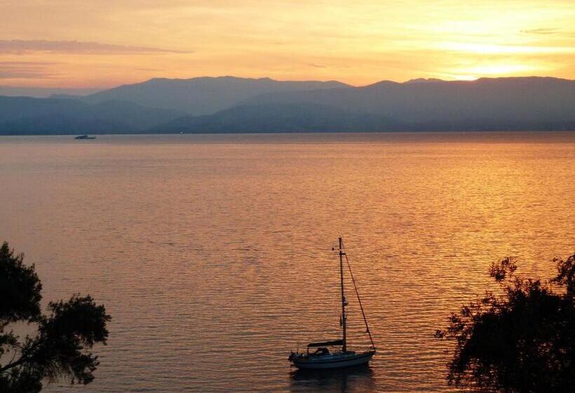 غرفة قياسية, Perama