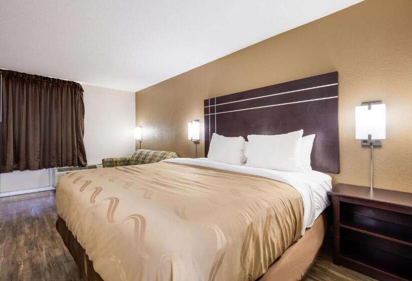غرفة قياسية سرير كينج, Quality Inn