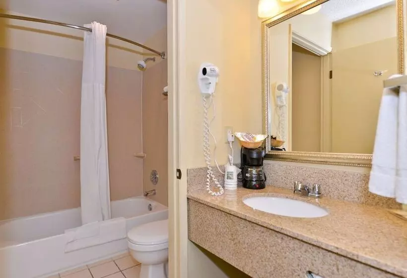 Standard-huone 2 Parivuodetta, Quality Inn & Suites Vancouver Hazel Dell