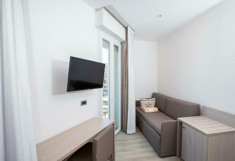 Трехместный Номер Deluxe Вид на Море, Baby