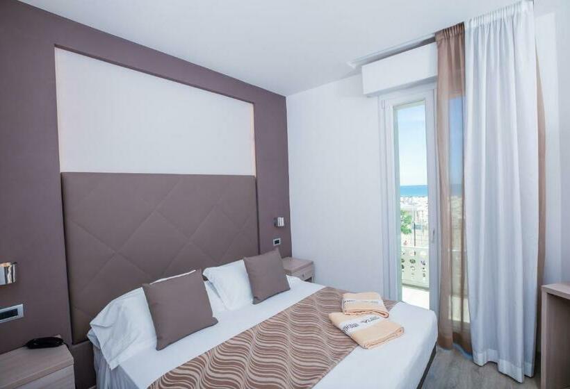 Четырехместный Номер Deluxe, Baby