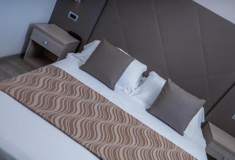 Номер Стандарт, Baby