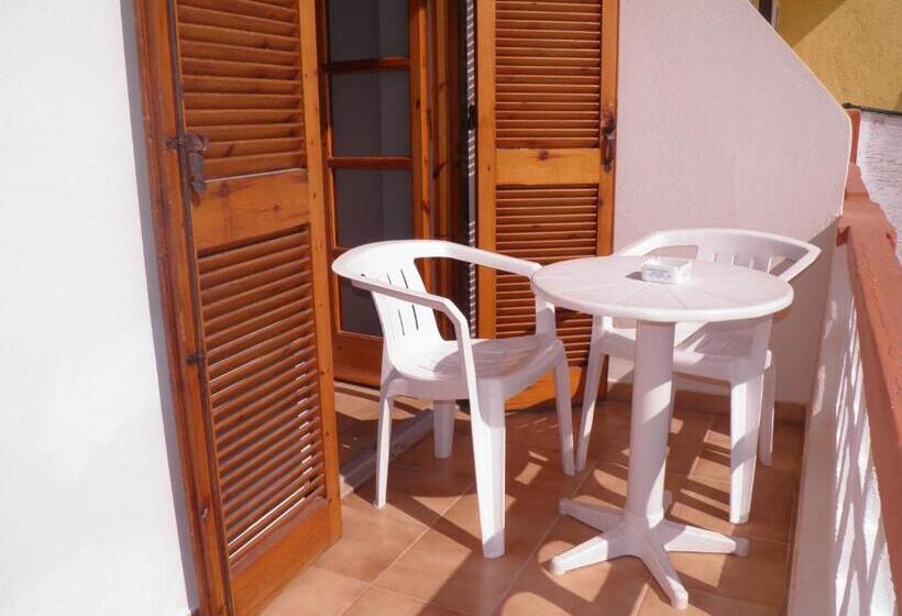 إستوديو قياسى, Galaxias Studios