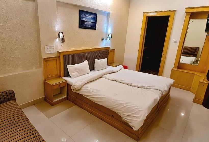 スーペリアールーム, Kamal Nearest To Taj Mahal