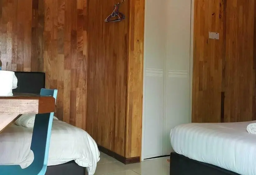 اتاق استاندارد سه نفره, Mabohai Resort Klebang