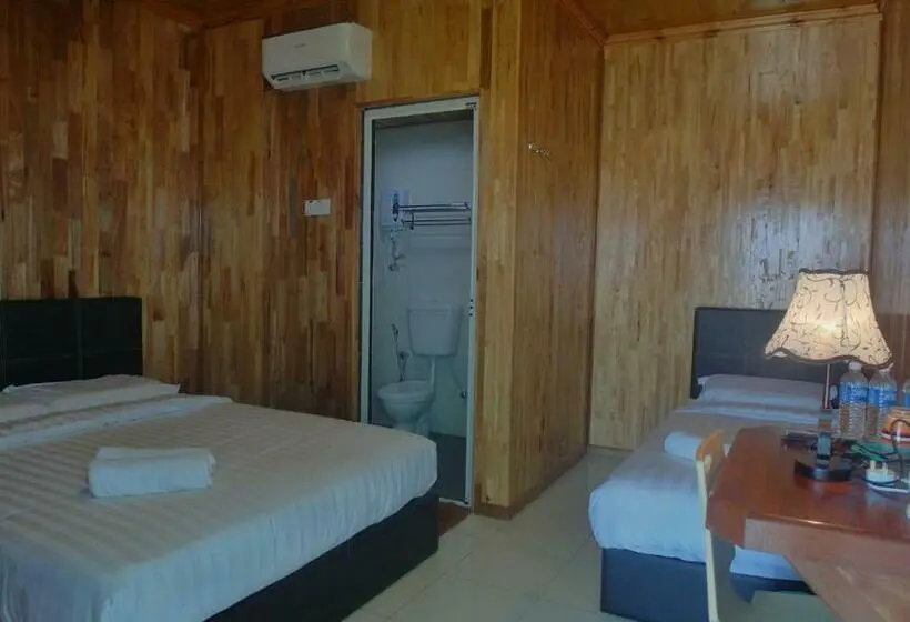 اتاق لوکس سه تخته, Mabohai Resort Klebang