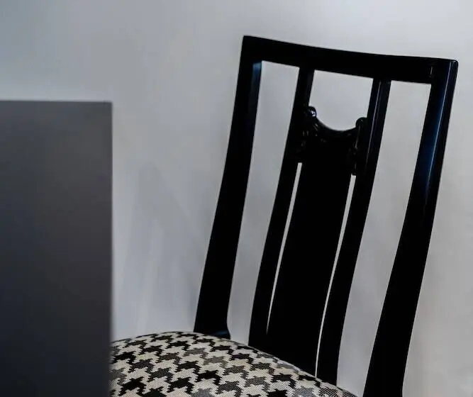 エコノミールーム, Aethra Boutique Rooms