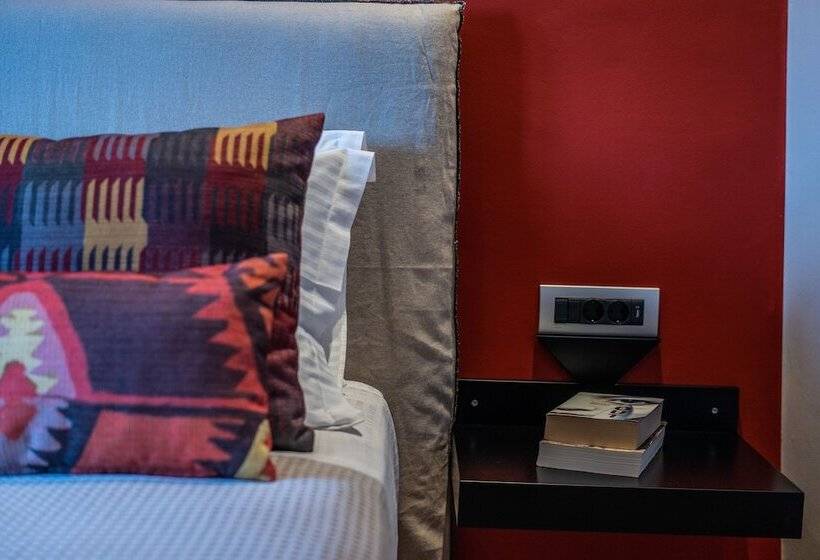 غرفة قياسية رباعية, Aethra Boutique Rooms
