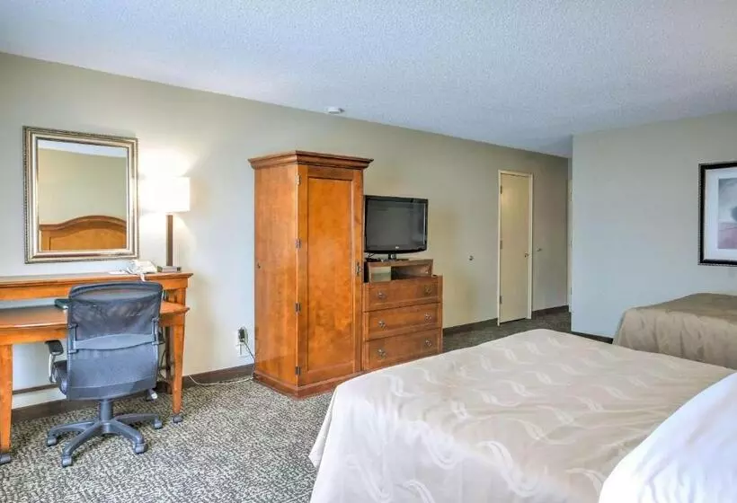 اتاق استاندارد, Quality Inn Big Sky