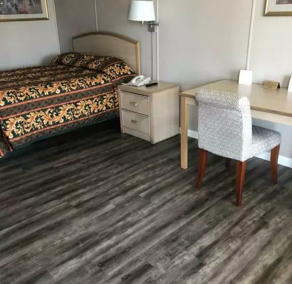 スタンダードルーム, Red Carpet Inn  Louisville