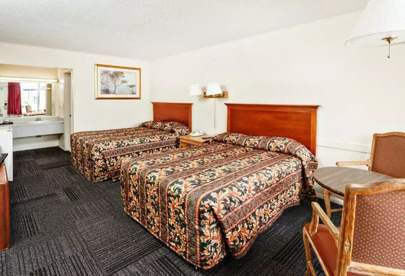 スタンダードルーム, Red Carpet Inn  Louisville