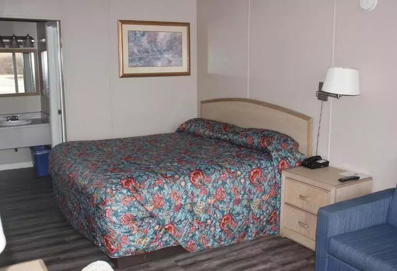 キングサイドベッドのスタンダードワンルーム, Red Carpet Inn  Louisville