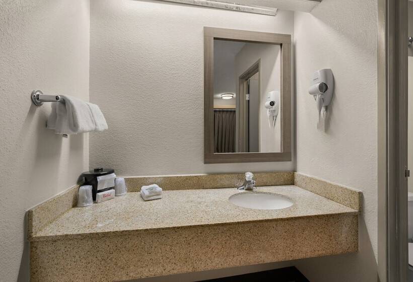 غرفة ديلوكس, Red Roof Inn Detroit  Royal Oak/ Madison Heights